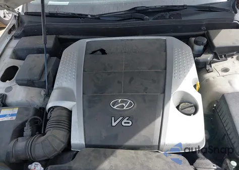 2011 Hyundai Genesis 3.8 from USA, damaged, VIN KMHGC4DE4BU117560